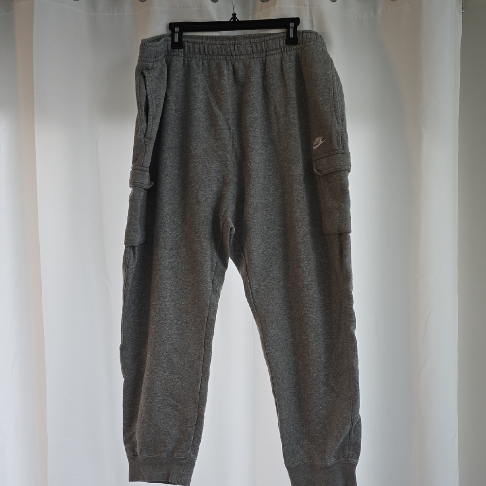 Nike Men's Gray Cargo Joggers